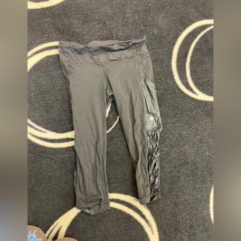 Black Lululemon Capris